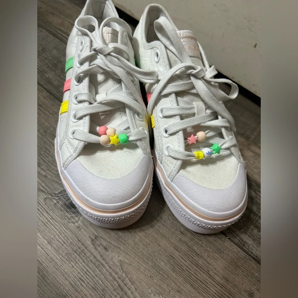 Adidas Nizza Platform pastel & White beaded Sneakers